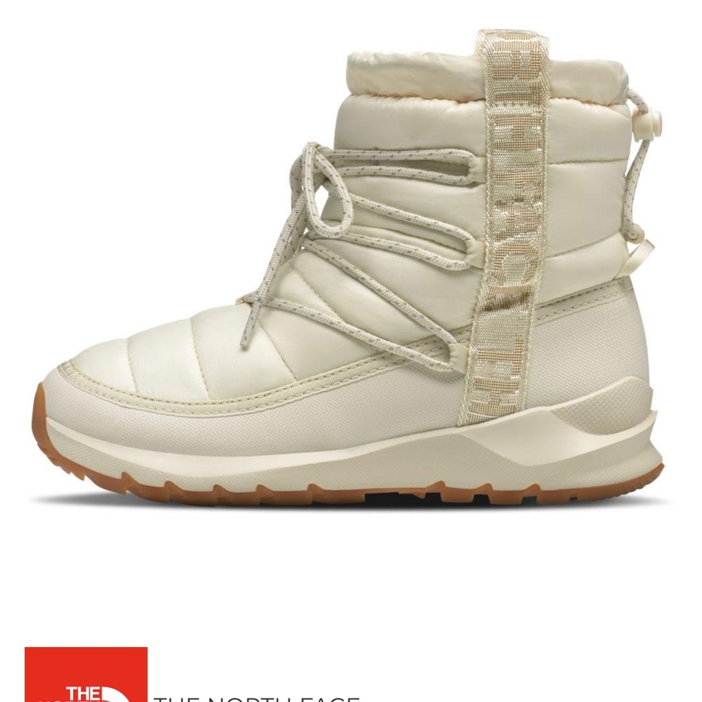 Women’s North Face Thermoball Lace Up Winter Boots
